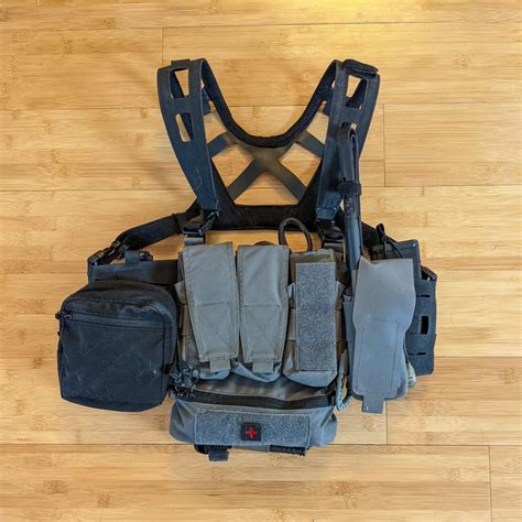 crye airlite convertible chest rig.